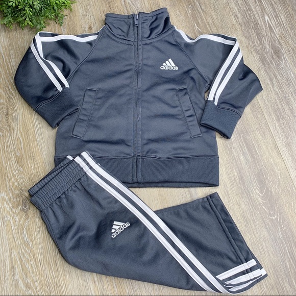 white adidas jogging suit